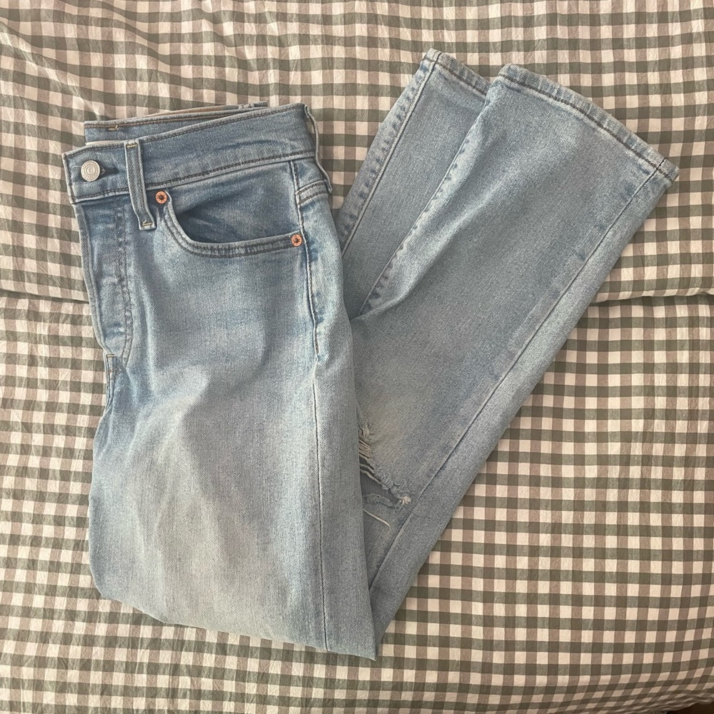 Levi’s Cheeky Straight